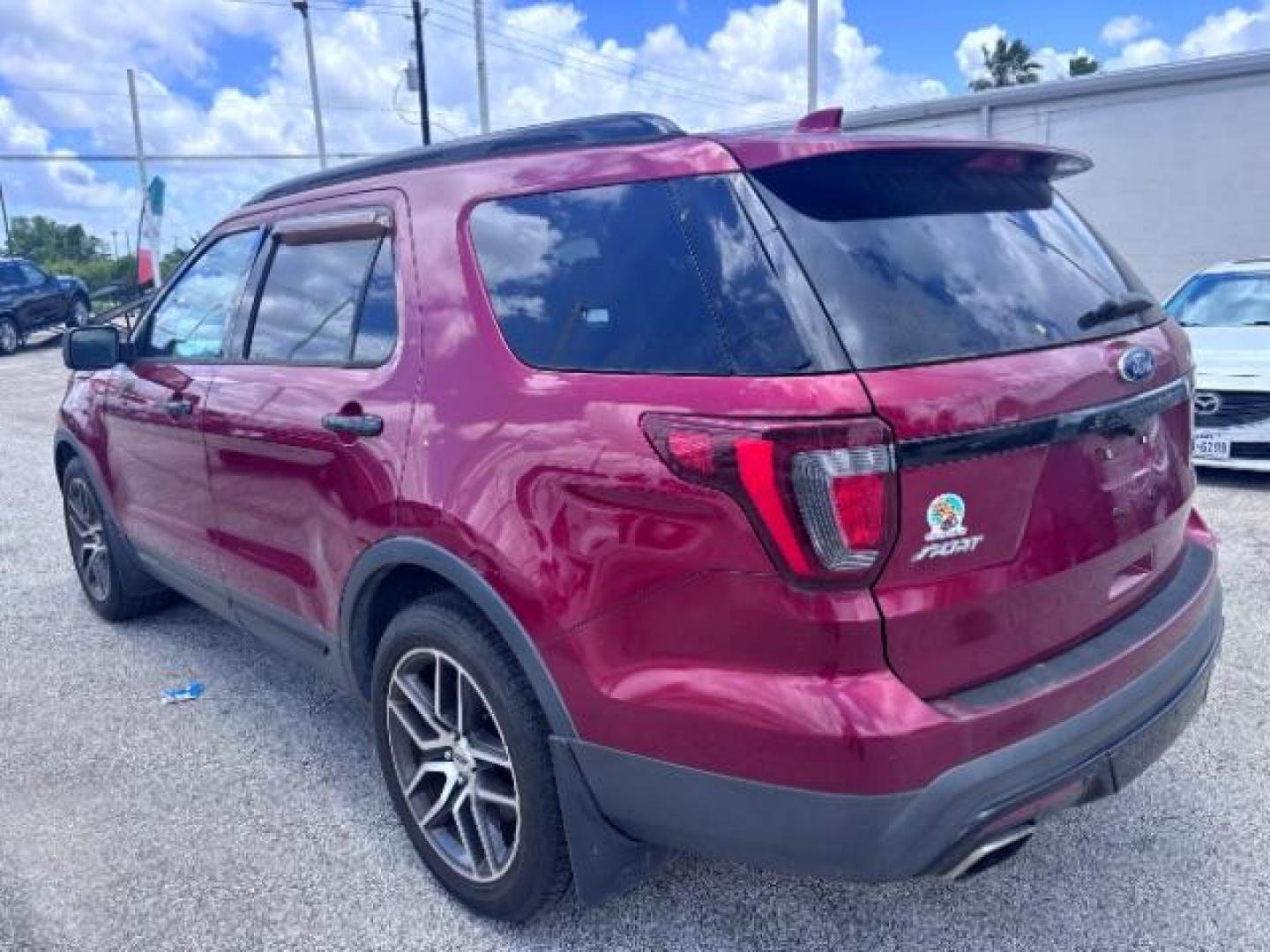 2017 Ford Explorer Sport (1FM5K8GT8HG) with an EcoBoost 3.5L V-6 gasoline direct injection engine, located at 4545 Spencer Hwy., Pasadena, 77504, (832) 266-1645, 29.666037, -95.173775- Photo#4