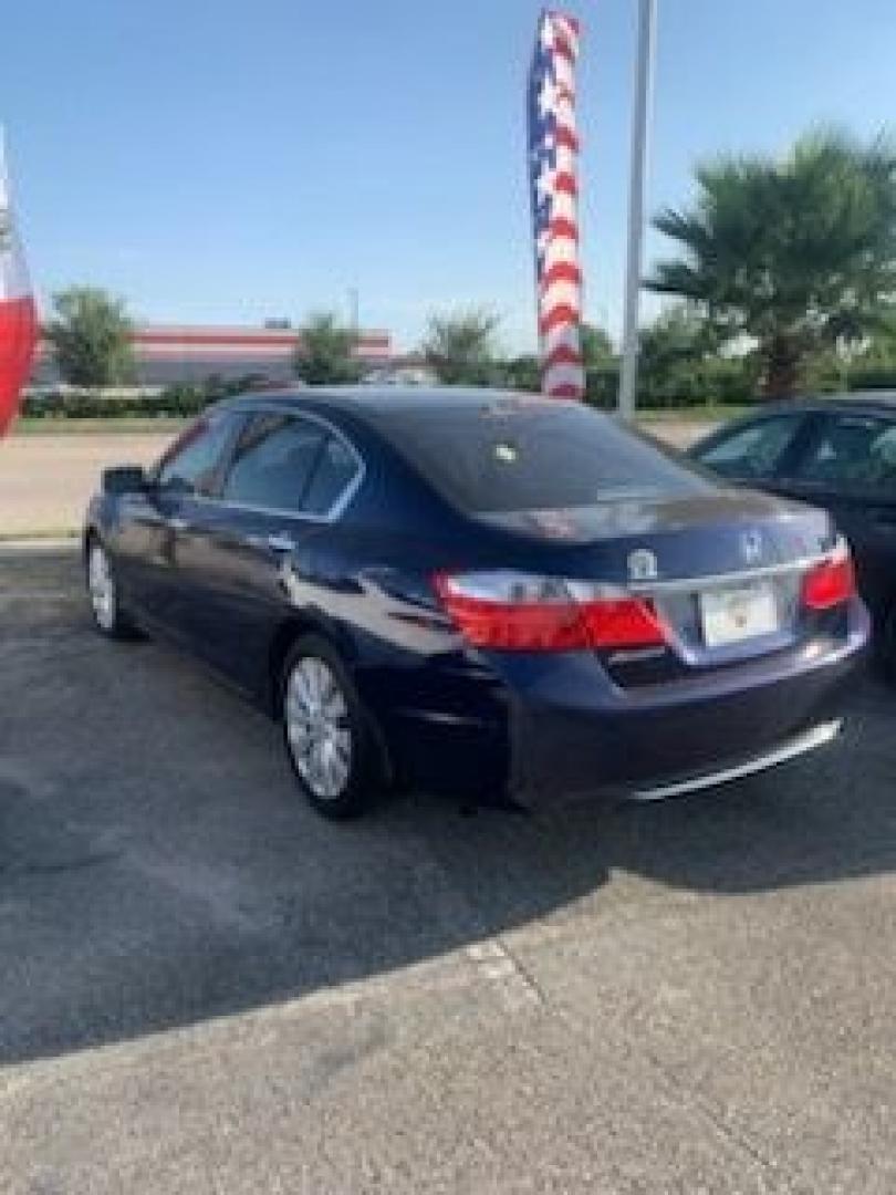 2015 Obsidian Blue Pearl /Black Honda Accord EX (1HGCR2F71FA) with an 2.4L I-4 gasoline direct injection engine, located at 4545 Spencer Hwy., Pasadena, 77504, (832) 266-1645, 29.666037, -95.173775- Photo#3