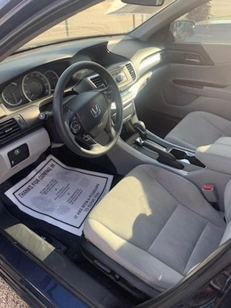 2015 Obsidian Blue Pearl /Black Honda Accord EX (1HGCR2F71FA) with an 2.4L I-4 gasoline direct injection engine, located at 4545 Spencer Hwy., Pasadena, 77504, (832) 266-1645, 29.666037, -95.173775- Photo#4