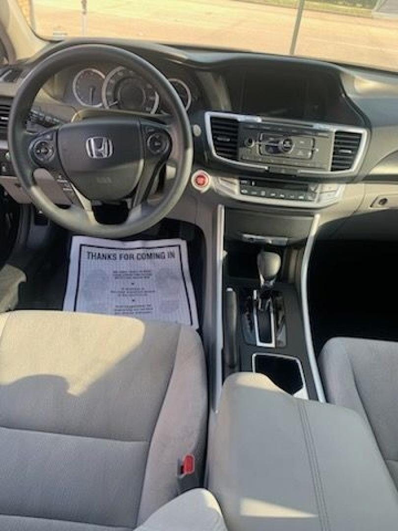 2015 Obsidian Blue Pearl /Black Honda Accord EX (1HGCR2F71FA) with an 2.4L I-4 gasoline direct injection engine, located at 4545 Spencer Hwy., Pasadena, 77504, (832) 266-1645, 29.666037, -95.173775- Photo#5