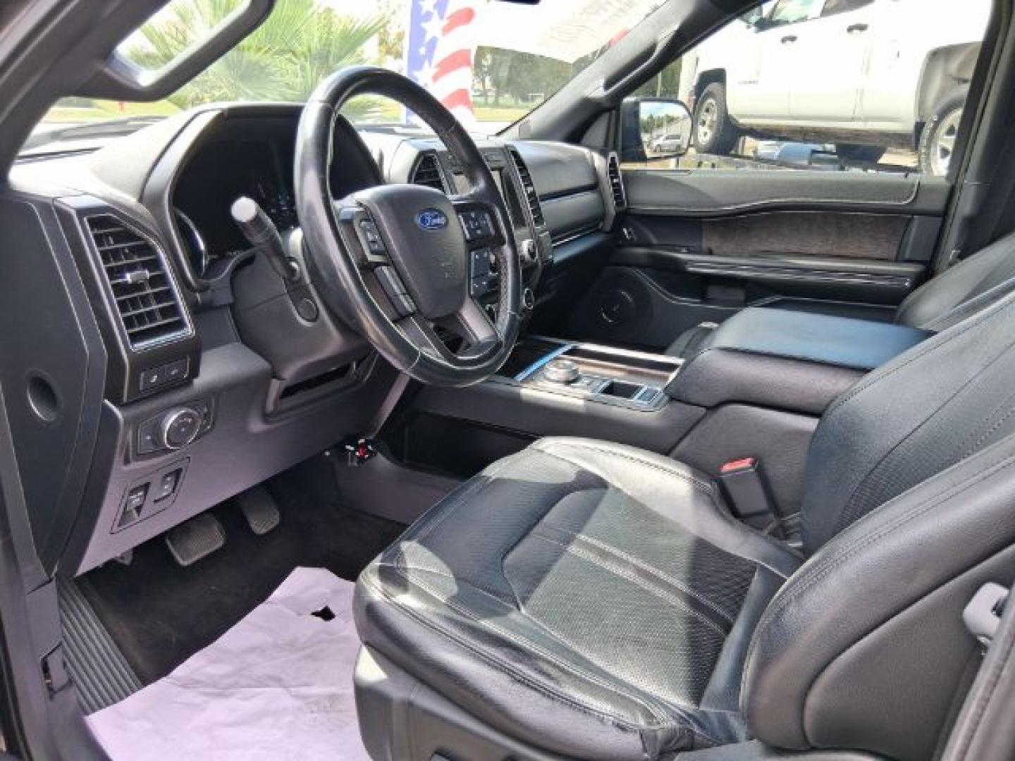 2018 Stone Gray Metallic /Medium Stone Ford Expedition Limited (1FMJU1KT0JE) with an EcoBoost 3.5L V-6 gasoline direct injection engine, located at 4545 Spencer Hwy., Pasadena, 77504, (832) 266-1645, 29.666037, -95.173775- Photo#5
