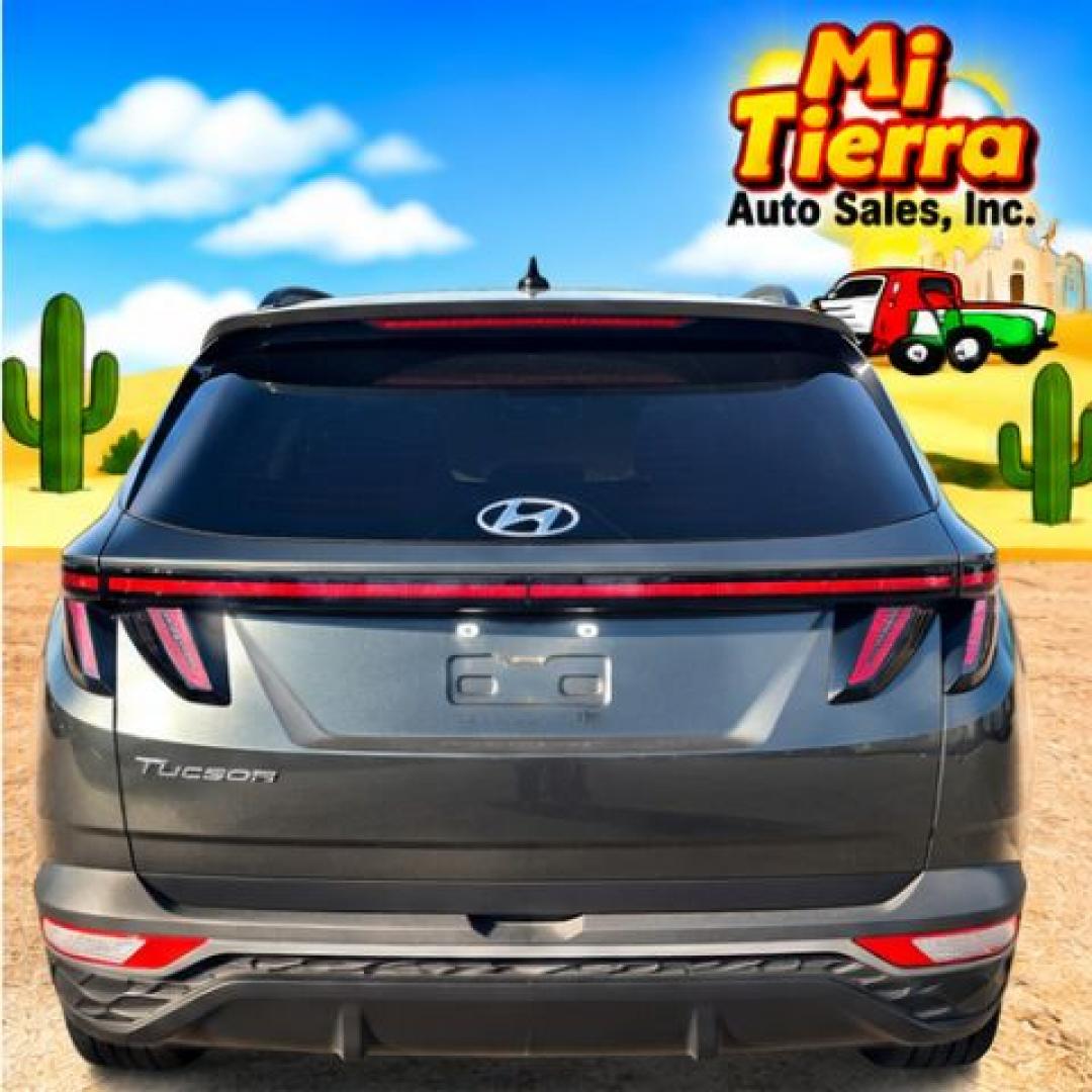 2022 Amazon Gray Hyundai Tucson SEL (5NMJF3AE0NH) with an Smartstream 2.5L I-4 port/direct injection engine, located at 7935 Gulf Freeway, Houston, 77017, (832) 266-1645, 29.684393, -95.275665- Photo#1