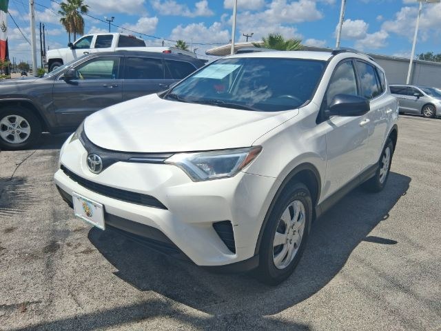 photo of 2018 Toyota RAV4 LE